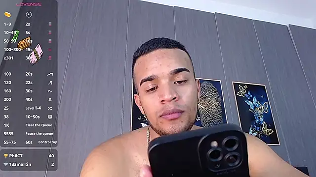 Snapshot of Bigcock_21cm_ chatting on March 22, 11:31 pm Bigcock 21cm  online show from March 22, 11:31 pm