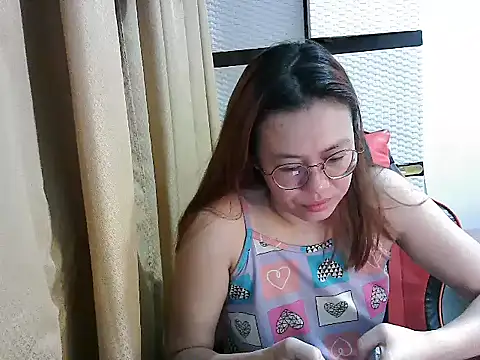 crizzybel online show from November 16, 2:39 am