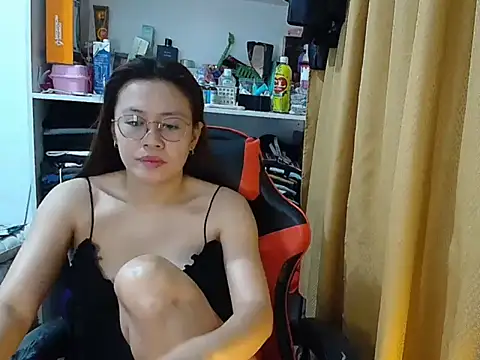 crizzybel online show from February 4, 5:52 pm