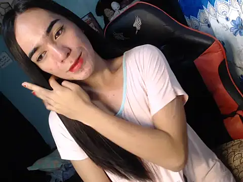 sexysassymirax online show from February 5, 5:23 am