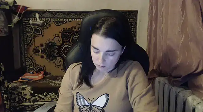 Snapshot of AlisaLaDiva chatting on December 11, 8:39 pm AlisaLaDiva online show from December 11, 8:39 pm