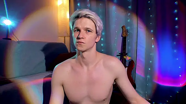 Breston Sweet online show from December 13, 8:14 pm