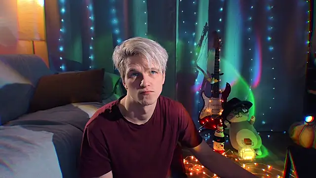 Breston Sweet online show from December 15, 2:10 pm