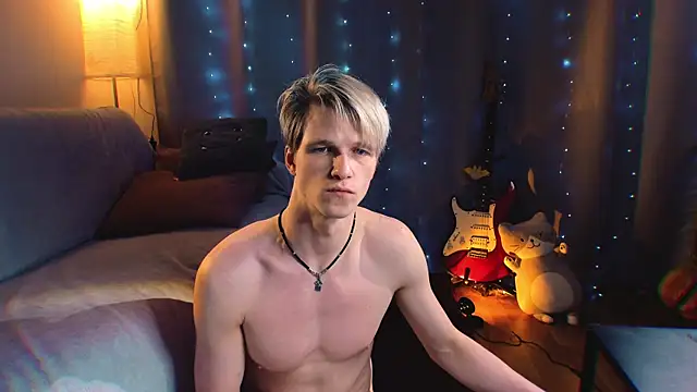 Breston Sweet online show from March 4, 9:10 pm