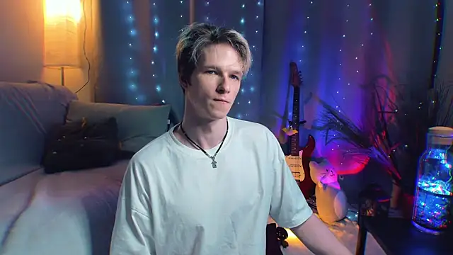 Snapshot of Breston_Sweet chatting on April 21, 5:50 pm Breston Sweet online show from April 21, 5:50 pm