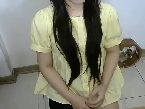 Snapshot of JennyChoo chatting on April 9, 2:44 am JennyChoo online show from April 9, 2:44 am