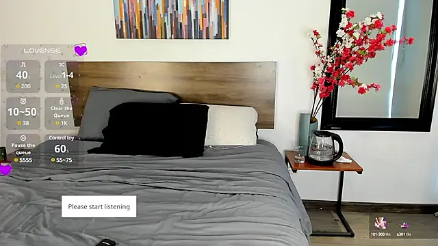 Snapshot of Ginebraa_Saenz chatting on December 10, 2:28 pm Ginebraa Saenz online show from December 10, 2:28 pm