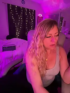 sage love online show from April 14, 3:01 am