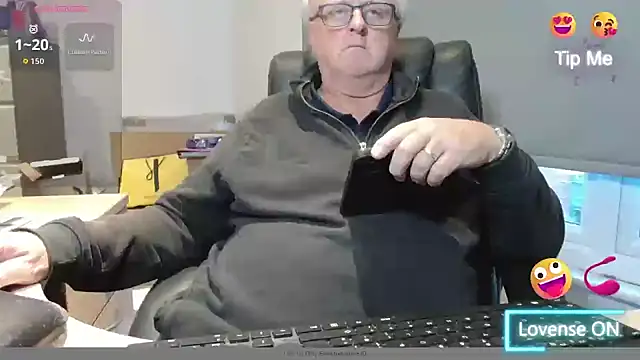 bigbadjon69 online show from October 24, 4:47 pm