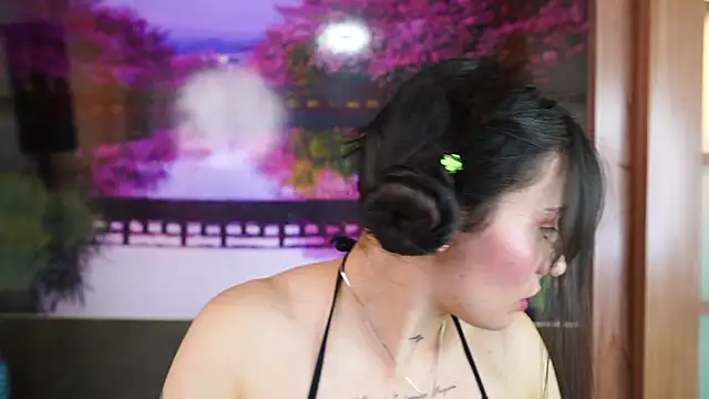 miss sharlotte18 online show from December 5, 6:04 pm