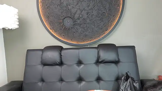 miss vaiolette online show from February 25, 11:09 am