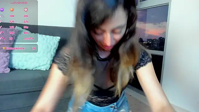 Amatiista online show from January 18, 11:33 pm