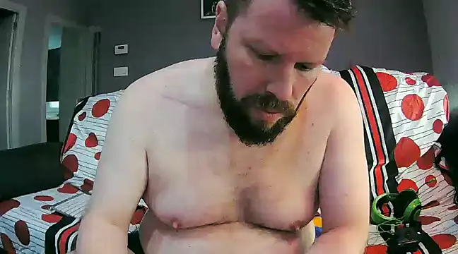 Snapshot of txan9876 chatting on January 4, 10:49 am txan9876 online show from January 4, 10:49 am