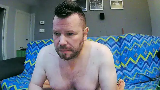 Snapshot of txan9876 chatting on October 8, 5:16 am txan9876 online show from October 8, 5:16 am