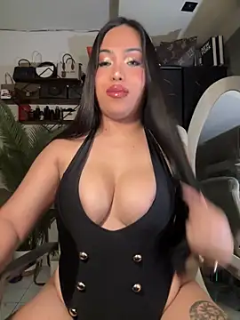 BigDominaMia online show from March 15, 8:26 pm