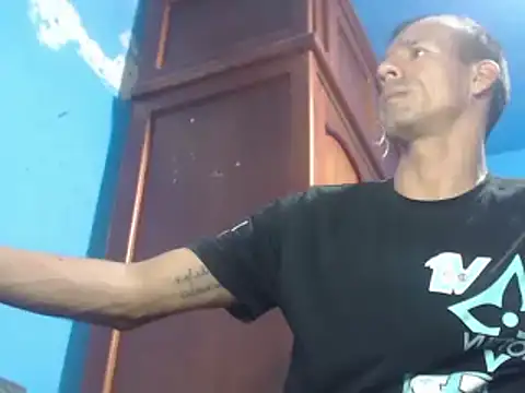 Snapshot of couplepregnantdick20 chatting on March 5, 8:53 pm couplepregnantdick20 online show from March 5, 8:53 pm