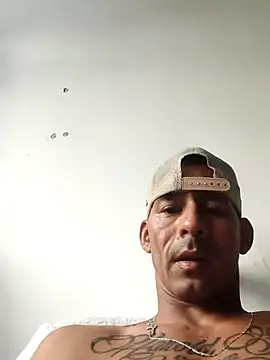 Snapshot of couplepregnantdick20 chatting on September 14, 8:19 pm couplepregnantdick20 online show from September 14, 8:19 pm