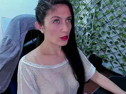 Snapshot of AnnyMilet_ chatting on March 5, 11:34 pm AnnyMilet online show from March 5, 11:34 pm