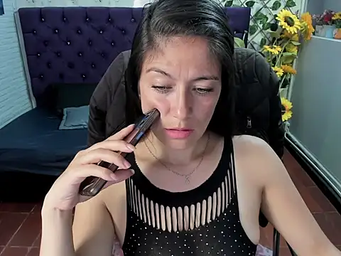 Snapshot of AnnyMilet_ chatting on March 10, 3:00 am AnnyMilet online show from March 10, 3:00 am