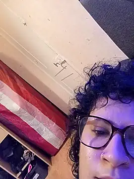 callmelouve online show from September 20, 8:21 pm