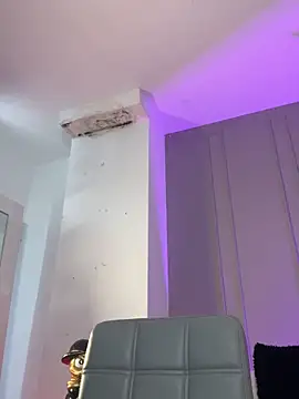 Frank Farrell online show from March 28, 6:07 pm