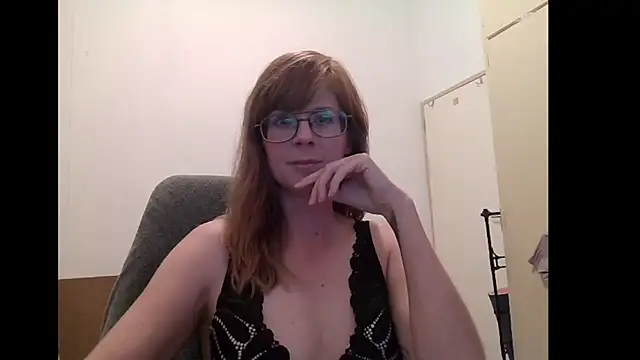Snapshot of SavannaGirly chatting on May 29, 5:11 pm SavannaGirly online show from May 29, 5:11 pm