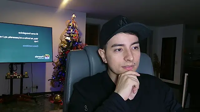 Jhoan saenz online show from November 29, 1:19 am