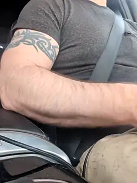 mustang69696 online show from April 17, 2:53 pm