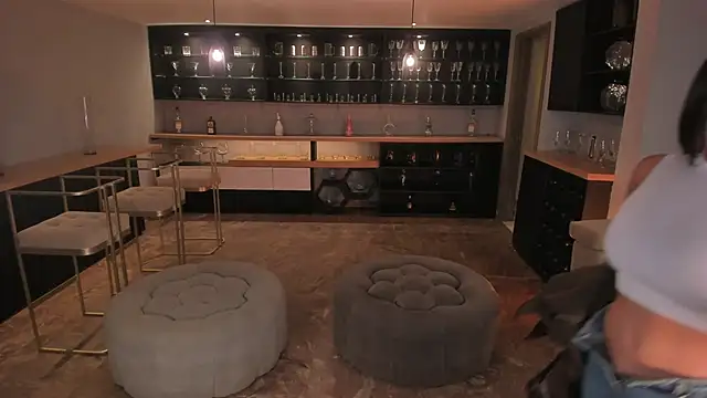 KateSunder online show from November 21, 10:25 am