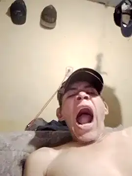 Snapshot of MarsWood chatting on February 10, 12:42 pm MarsWood online show from February 10, 12:42 pm