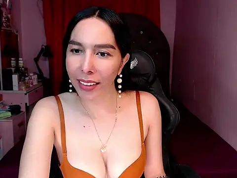 TSDESIREcindy29 online show from February 18, 7:48 am