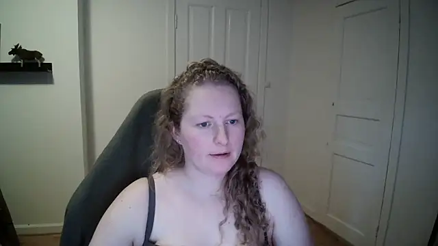 Girlnina-1995 online show from December 12, 12:33 pm