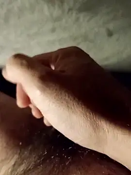 flymetothemoon1986 online show from March 15, 2:56 pm