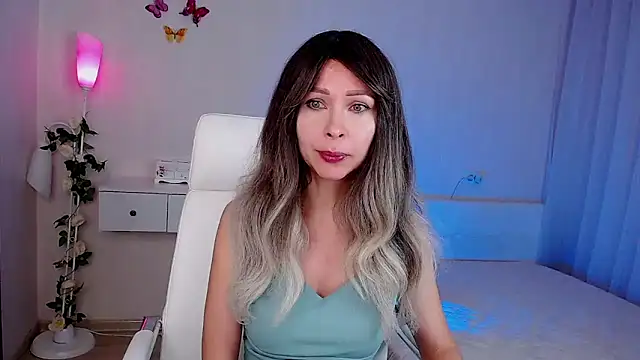 wendifoste online show from November 14, 6:39 pm