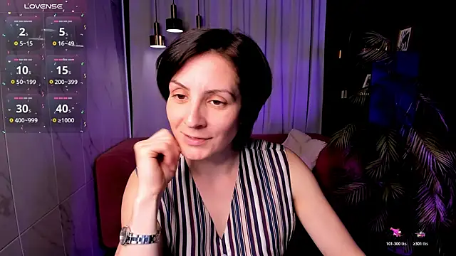 LorenDaze online show from June 25, 2:10 pm
