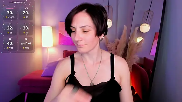 LorenDaze online show from July 10, 1:58 pm