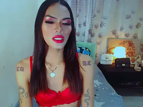 Snapshot of ELLIZABETHFORCUMXX chatting on January 17, 10:42 am ELLIZABETHFORCUMXX online show from January 17, 10:42 am