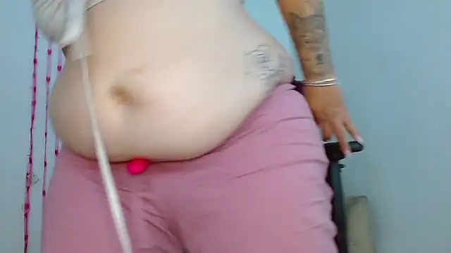 Vicktoria Foxy online show from January 31, 10:20 am