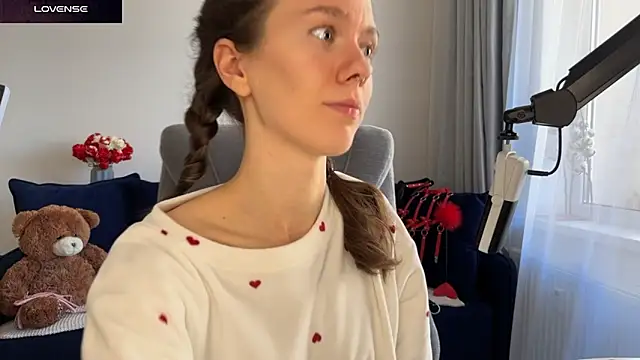 DivineBite online show from September 19, 2:29 pm