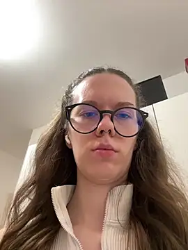 DivineBite online show from October 7, 5:43 pm