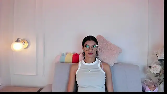 liagirl cute online show from February 1, 11:21 am