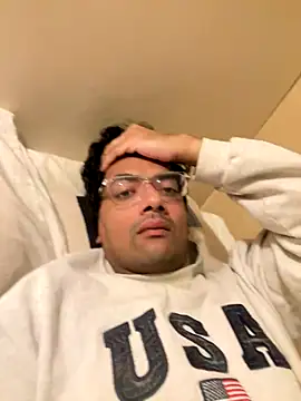 Snapshot of BritKink chatting on November 16, 12:16 am BritKink online show from November 16, 12:16 am