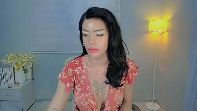 Snapshot of Patricia_fox chatting on July 17, 5:47 am Patricia fox online show from July 17, 5:47 am