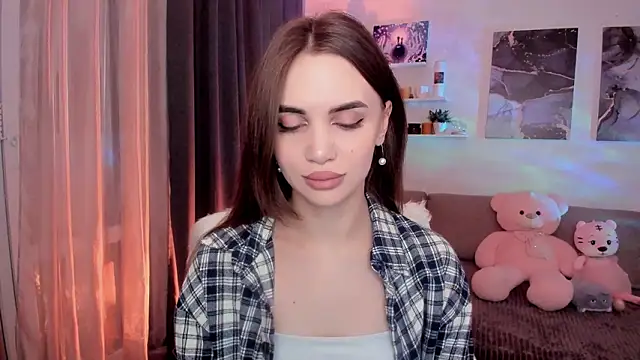 aPieceOfJoy online show from February 19, 3:24 am