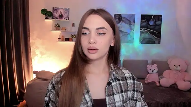 aPieceOfJoy online show from April 13, 8:25 pm