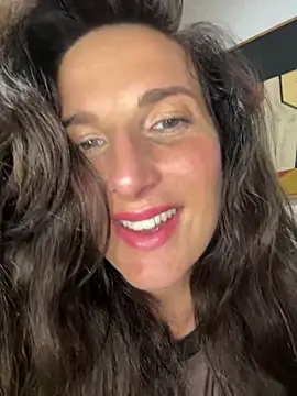 Snapshot of Thescorpionfr chatting on February 27, 10:20 pm Thescorpionfr online show from February 27, 10:20 pm