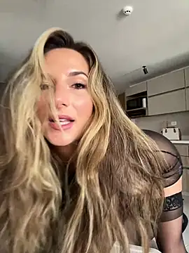 Thescorpionfr online show from March 13, 4:35 pm