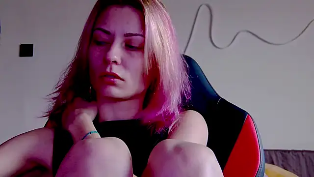 karo123421 online show from November 16, 8:42 am