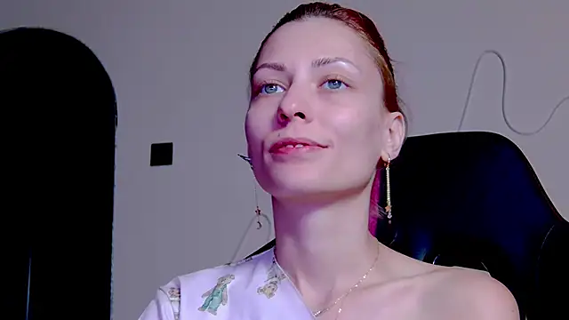 karo123421 online show from November 19, 9:15 pm