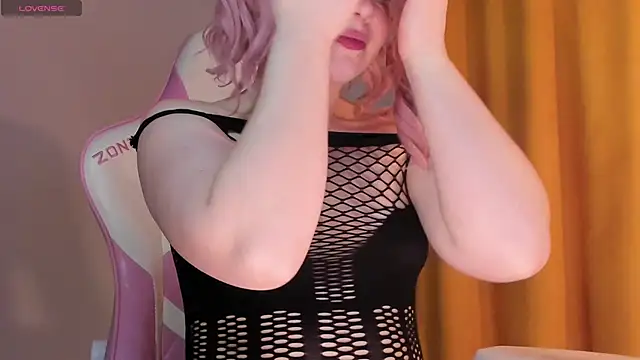 SueNiceeeee online show from November 11, 1:16 am